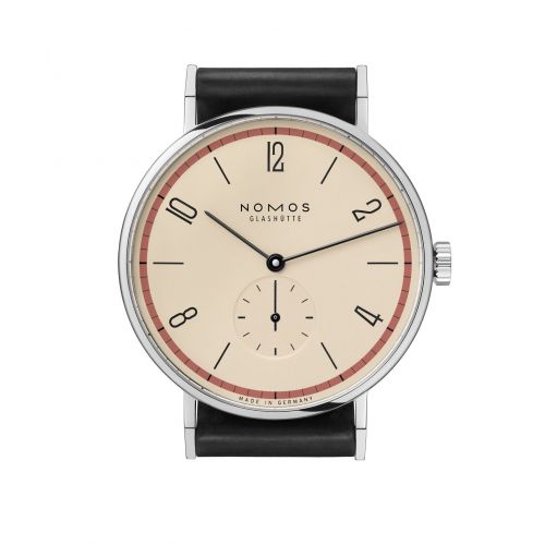 Tangente 38 A Century of Bauhaus Red