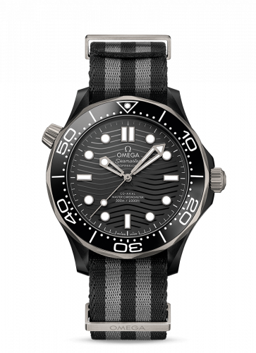 Seamaster Diver 300M Master Co-Axial 43.5 Ceramic / Titanium / Black / NATO