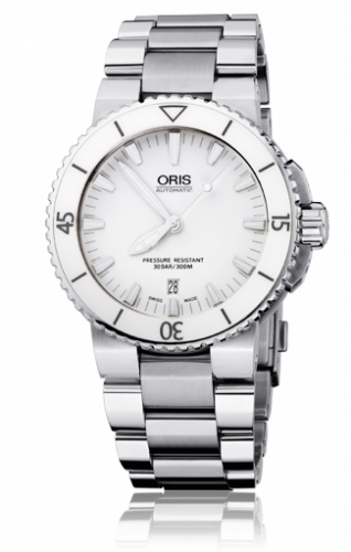 Aquis Date 43 Stainless Steel / White / Bracelet